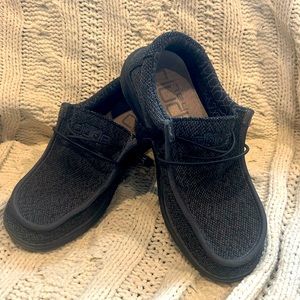 Hey Dudes! Best shoes ever! Wendy Sox